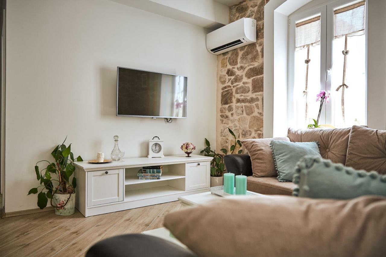 Apartment Vintage Kastela Exterior photo